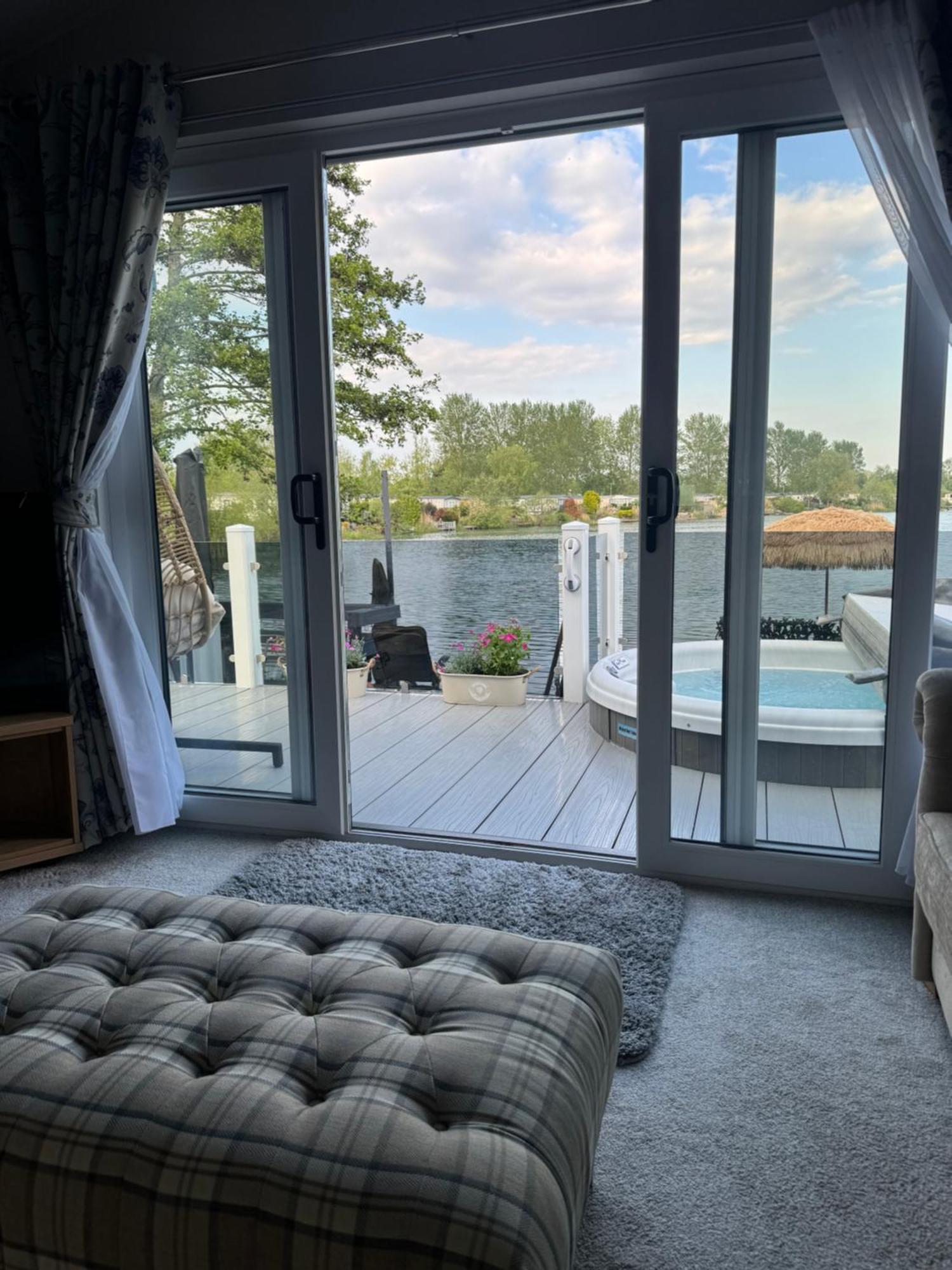 Lakeside Dorchester Lodge - Hot Tub With Fishing Peg Tattershall Extérieur photo