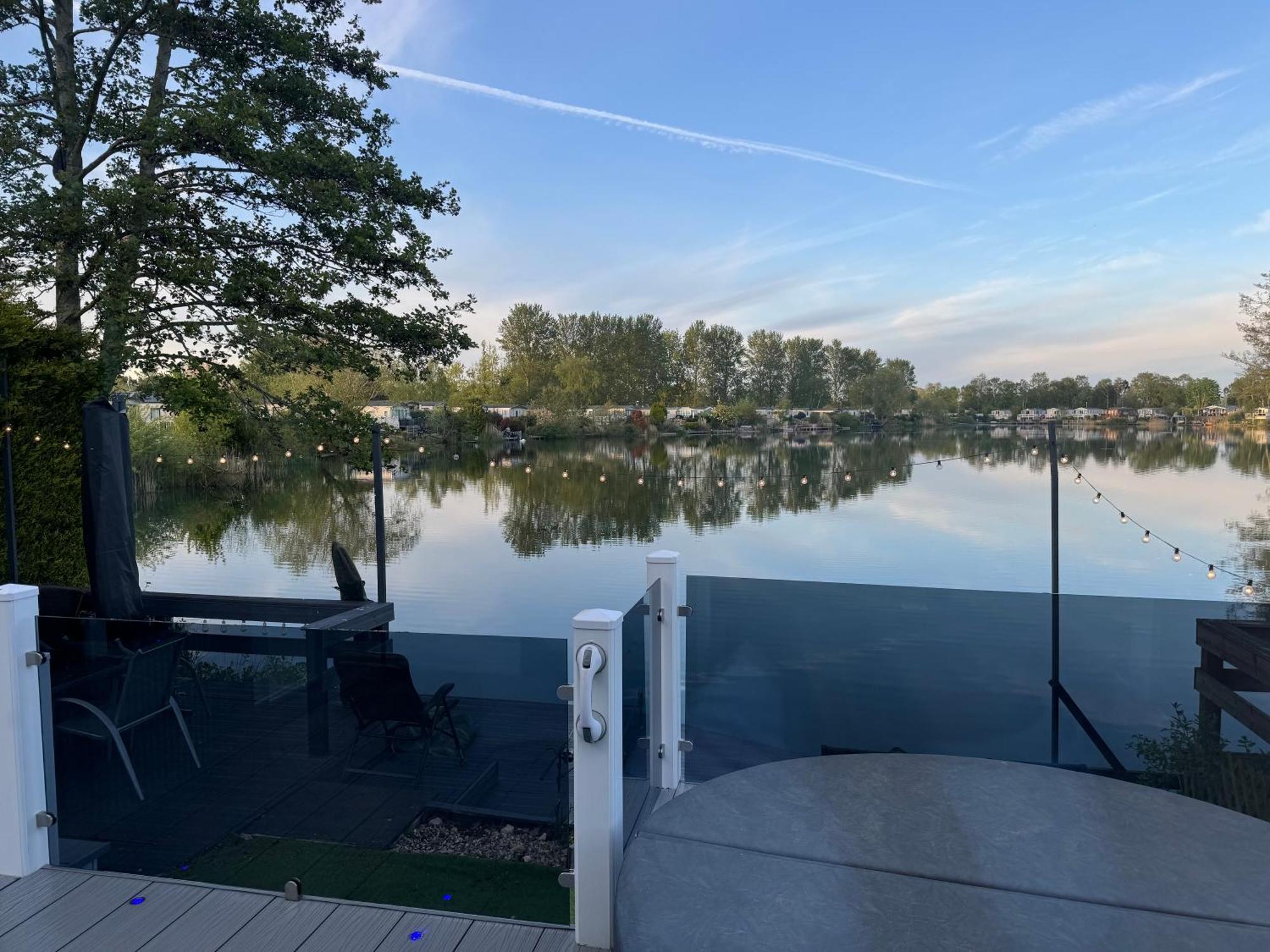 Lakeside Dorchester Lodge - Hot Tub With Fishing Peg Tattershall Extérieur photo